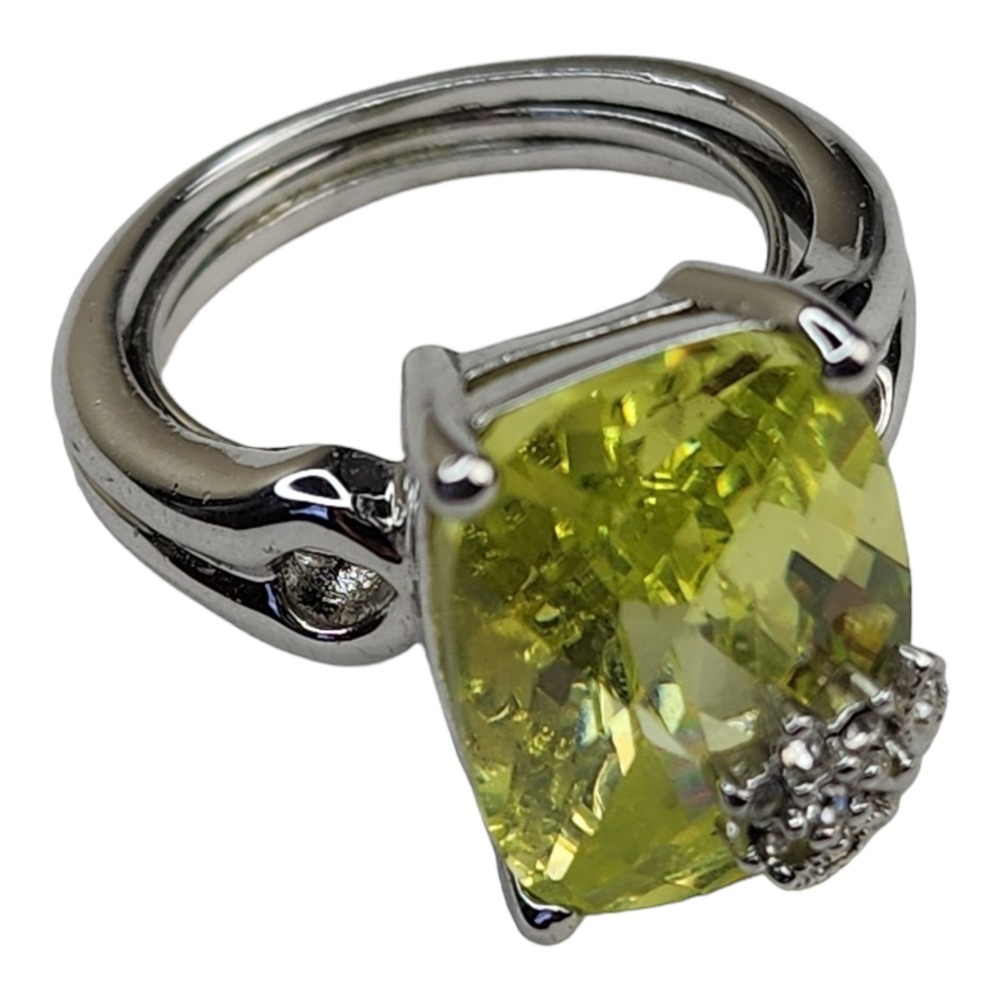 NV Ring Silver Tone Size 9.25 Yellow‎ Cushion Cut Stone Flower Accent